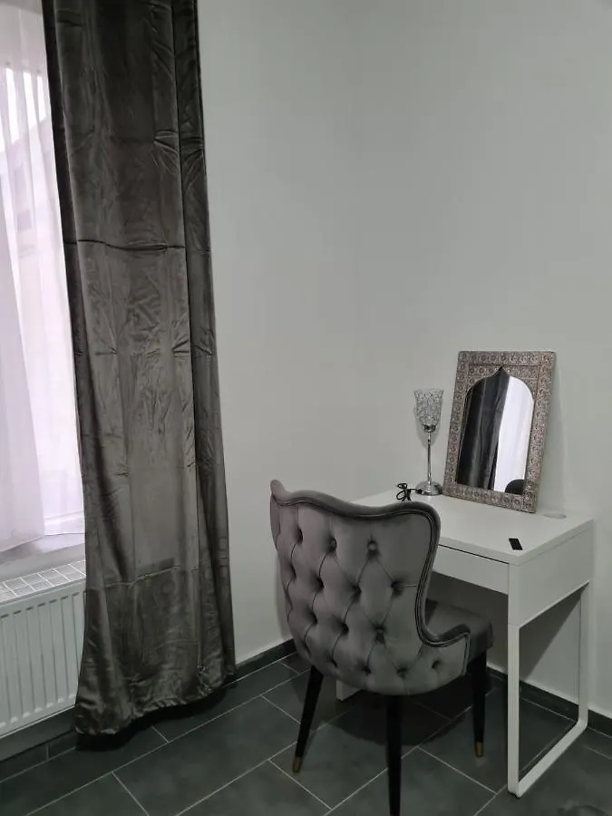 Bruxelles Airport Charleroi H Nouvelle Gerance Apartment